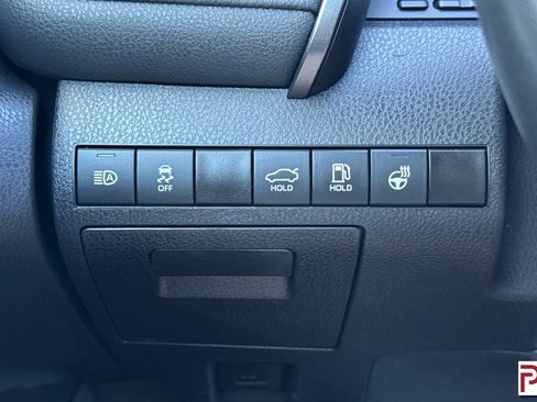 Used 2024 Toyota Camry SE FWD image 30