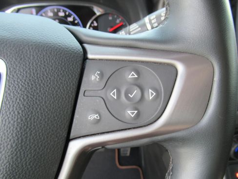 Used 2023 GMC Acadia AT4 w/ Technology Package AWD/4WD image 27