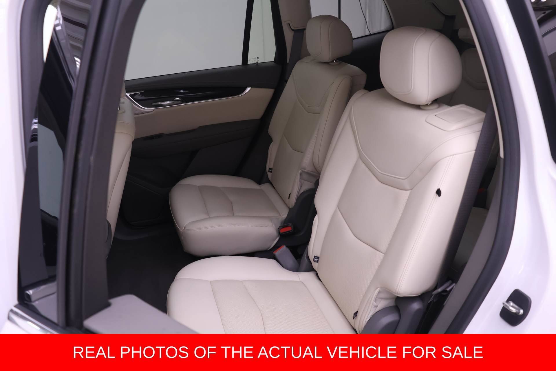 Used 2021 Cadillac XT6 Premium Luxury FWD image 9