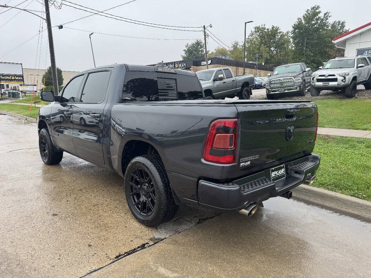 Used 2019 RAM 1500 Big Horn AWD/4WD image 3