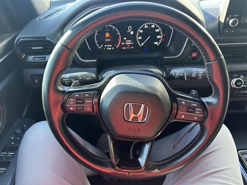 Used 2025 Honda Pilot Sport image 20