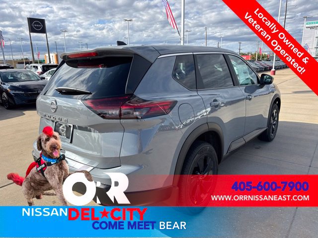 New 2027 Nissan Rogue SV FWD image 5