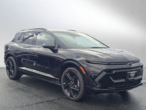 New 2026 Chevrolet Equinox EV RS image 1