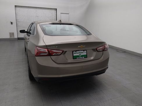Used 2022 Chevrolet Malibu LT FWD image 6