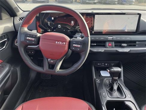 New 2025 Kia K4 GT-Line image 2