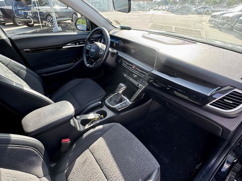 Certified 2024 Kia Seltos S AWD/4WD image 15