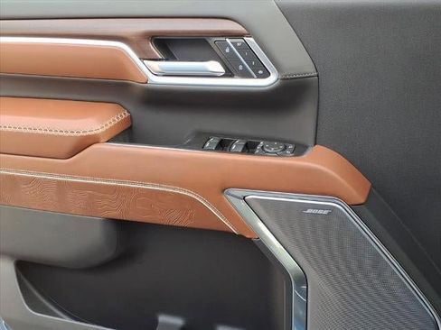 New 2026 GMC Sierra 2500 Denali Ultimate w/ Snow Plow Prep/Camper Package image 24