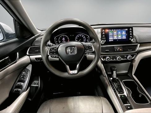Used 2020 Honda Accord EX image 10