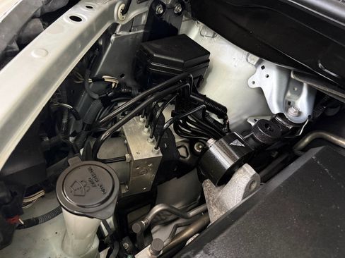 Used 2020 Toyota Sienna XLE image 92