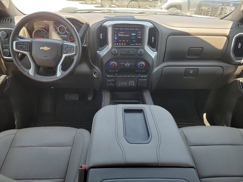 Used 2021 Chevrolet Silverado 2500 LTZ w/ LTZ Convenience Package AWD/4WD image 9
