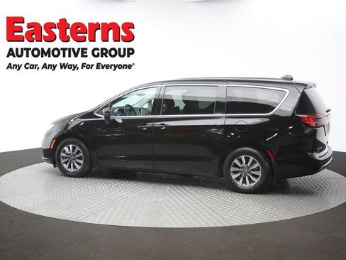 Used 2024 Chrysler Pacifica Limited FWD image 62
