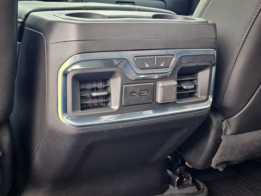 Used 2020 GMC Sierra 3500 AT4 w/ AT4 Premium Package AWD/4WD image 43