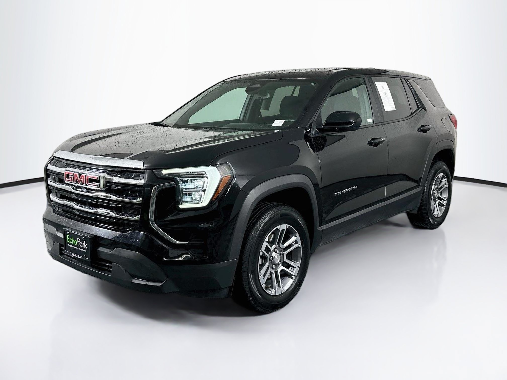 Used 2025 GMC Terrain Elevation FWD image 3