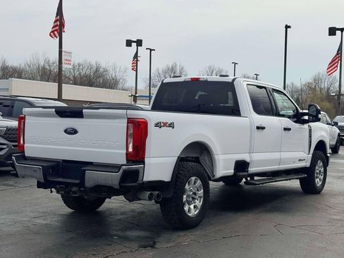 Used 2023 Ford F250 XLT AWD/4WD image 8