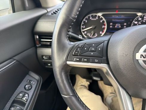 Used 2020 Nissan Sentra SV image 34