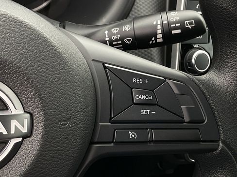 New 2025 Nissan Kicks Play S image 22