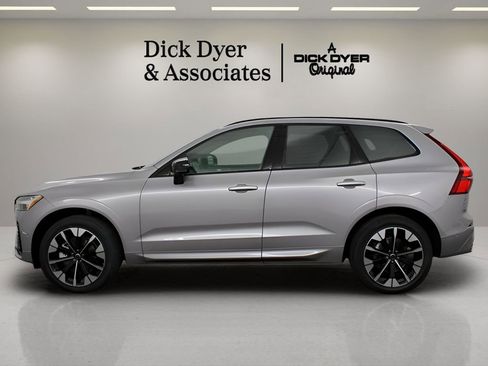 New 2026 Volvo XC60 B5 Plus w/ Protection Package Premier image 5