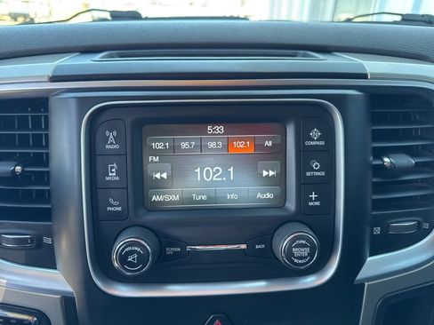 Used 2015 RAM 1500 Classic SLT w/ Luxury Group AWD/4WD image 20