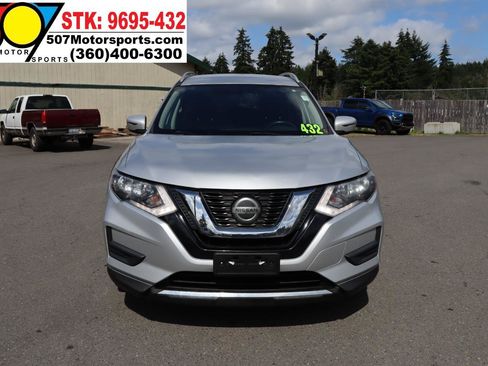 Used 2018 Nissan Rogue SV AWD/4WD image 13