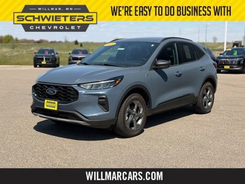 Used 2025 Ford Escape ST-Line AWD/4WD image 1
