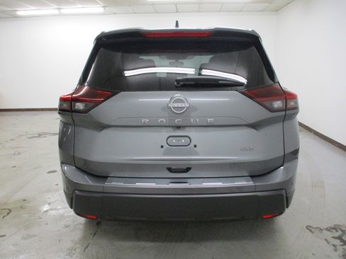 New 2026 Nissan Rogue SV w/ Cold Weather Package image 7