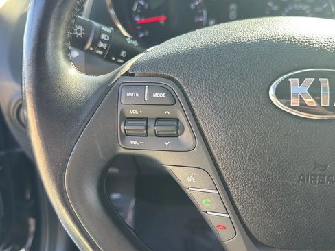 Used 2015 Kia Forte EX w/ EX Premium Package image 16