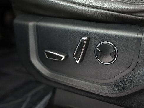 Used 2016 Ford F150 XLT w/ Equipment Group 302A Luxury AWD/4WD image 45