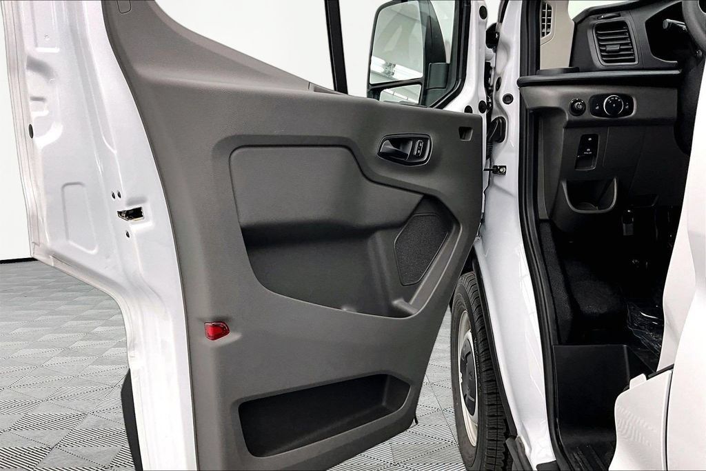 Used 2026 Ford Transit 250 Low Roof w/ Load Area Protection Package RWD image 23
