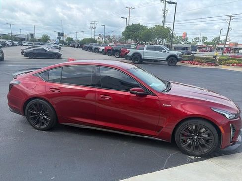 Certified 2022 Cadillac CT5 V Blackwing w/ Carbon Fiber Package 2 RWD image 4