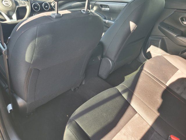 Used 2024 Nissan Sentra SR FWD image 14