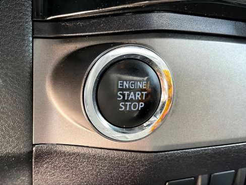 Used 2018 Toyota Tacoma TRD Sport w/ Technology Package RWD image 31