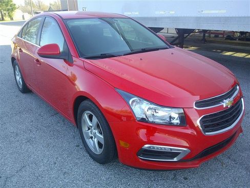 Used 2016 Chevrolet Cruze LT image 7