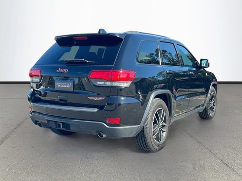 Used 2019 Jeep Grand Cherokee Trailhawk w/ Trailhawk Luxury Group AWD/4WD image 7