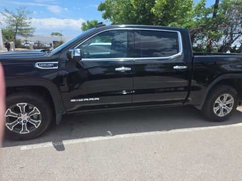 Used 2024 GMC Sierra 1500 SLT RWD image 3