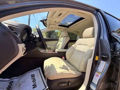 Used 2012 Lexus IS 250 w/ Premium Pkg Value Edition RWD image 11