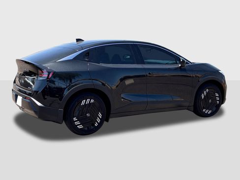 New 2026 Nissan Leaf FWD image 4