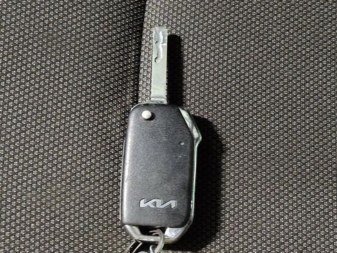 Used 2023 Kia Forte LXS w/ LXS Technology Package image 32