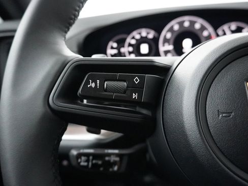 New 2026 Porsche Cayenne Coupe AWD/4WD image 21