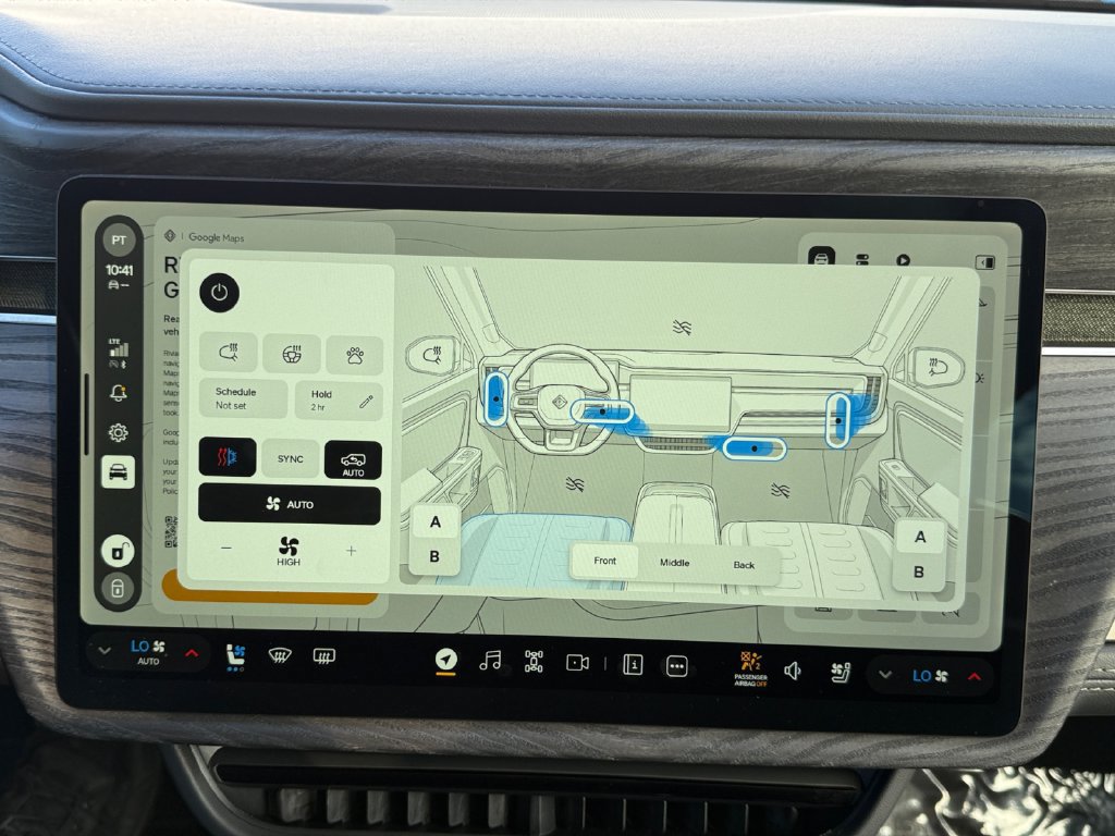 Used 2022 Rivian R1S Launch Edition Quad AWD/4WD image 16