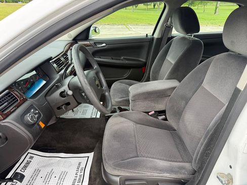 Used 2014 Chevrolet Impala Limited LS FWD image 9