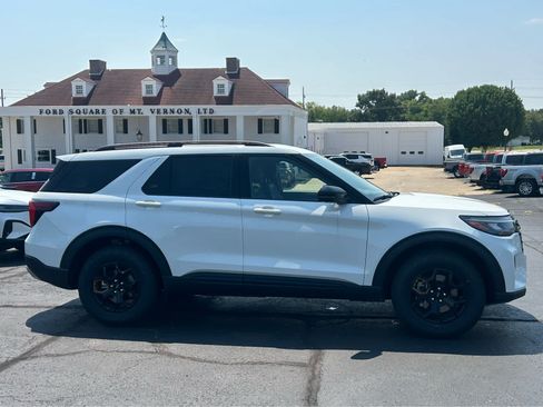 New 2026 Ford Explorer Tremor w/ Tremor Convenience Package AWD/4WD image 3