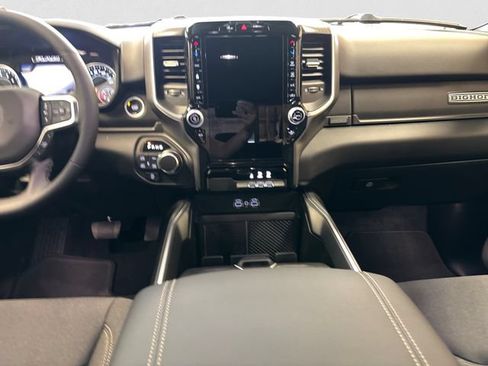 New 2026 RAM 1500 Big Horn AWD/4WD image 12