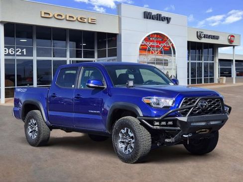 Used 2022 Toyota Tacoma TRD Off-Road AWD/4WD image 6