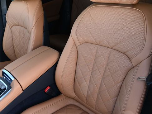 New 2026 BMW X6 xDrive40i w/ Climate Comfort Package image 10