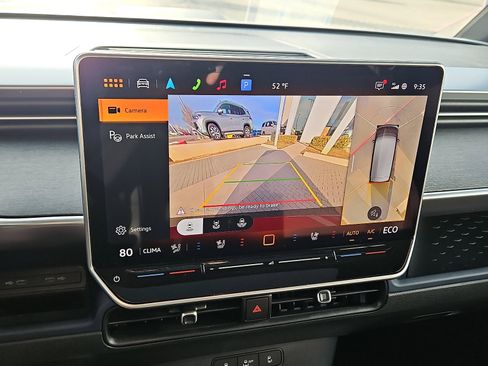New 2025 Volkswagen ID. Buzz Pro S Plus AWD/4WD image 18