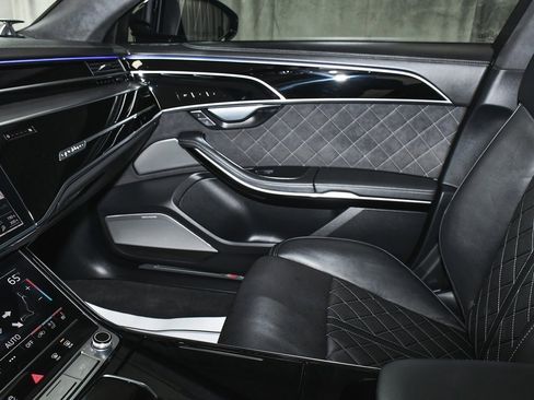 Used 2023 Audi S8 image 53