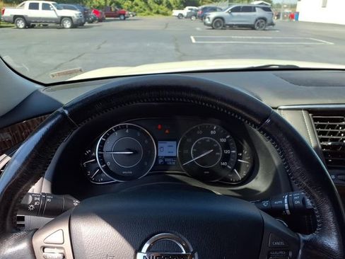 Used 2019 Nissan Armada Platinum w/ Captain's Chairs Package AWD/4WD image 14