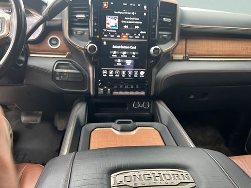 Used 2020 RAM 2500 Limited AWD/4WD image 16