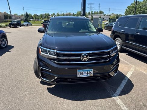 Used 2021 Volkswagen Atlas SEL R-Line AWD/4WD image 3