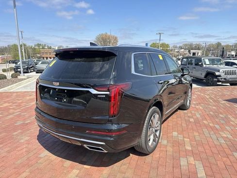 Used 2021 Cadillac XT6 Premium Luxury image 14